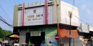 Lima Pasar Tradisional di Kota Probolinggo Bakal Direvitalisasi hingga Pelajar SMP di Purwosari Kehilangan Motor PCX | Koran Online 17 Jul