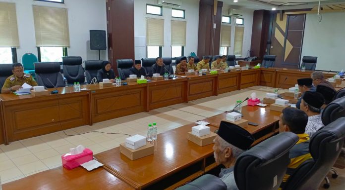 Warga Bangil Adukan Dugaan Rumah Doa Ilegal ke DPRD hingga Dapur MBG Tak Lagi Cuma Soal Memasak | Koran Online 21 Jul