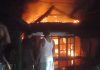 Diduga Bakar Kasur dengan Rokok, Rumah Pria ODGJ di Beji Dilalap Api