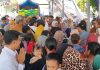 Ada Khofifah, Warga Mayangan Pasuruan Berdesakan Antre Sembako Murah