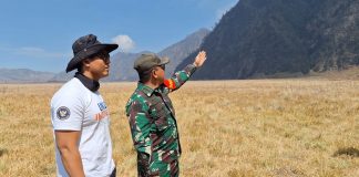 Utusan Khusus Presiden Tinjau Bromo, Dorong Penanganan Karhutla Segera Dituntaskan