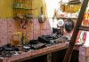 Rumah Warga Sambisirah Terbakar, Warga Padamkan Api Pakai Timba