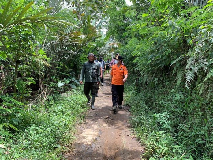 Pemkab Lumajang Siapkan Lahan di Tiga Desa Untuk Relokasi Korban Semeru Pemkab Lumajang Siapkan Lahan di Tiga Desa Untuk Relokasi Korban Semeru
