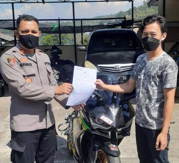 Polisi Temukan Motor Curian Yamaha R25 yang Ditinggal di Pekarangan Prigen