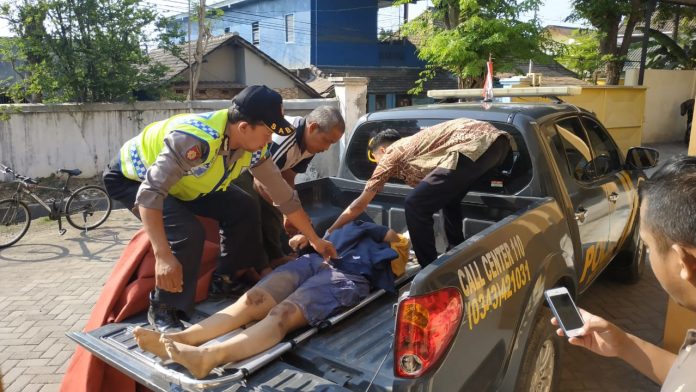 Laka depan KUA Pohjentrek