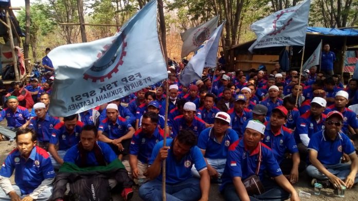 Buruh pabrik kulit Purwosari