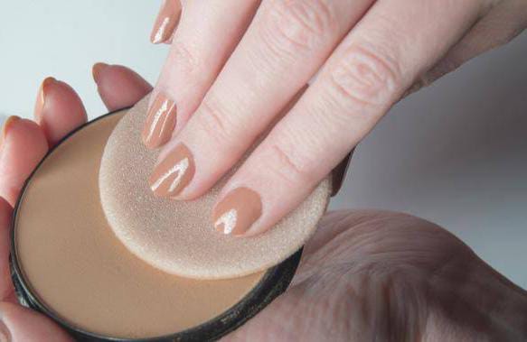 Perbedaan Fungsi Cushion, Bedak, dan Foundation