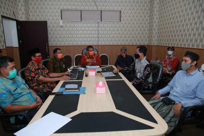 Suasana rapat koordinasi dan sosialisasi BPJS Ketenagakerjaan di Kantor Bupati Probolinggo beberapa waktu lalu
