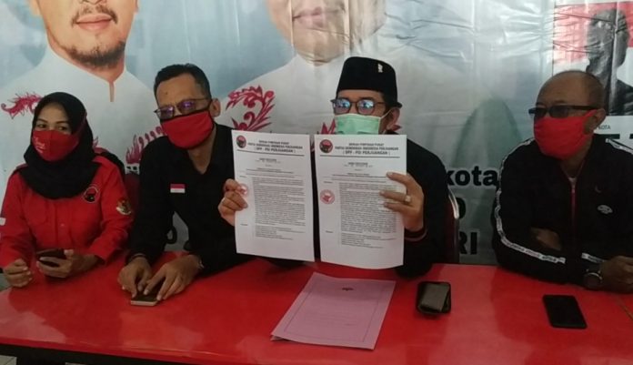 Pudjo dipecat