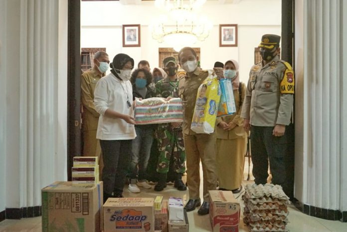 Mensos Ingatkan Lumajang Punya Cadangan Makanan untuk Waspadai Bencana