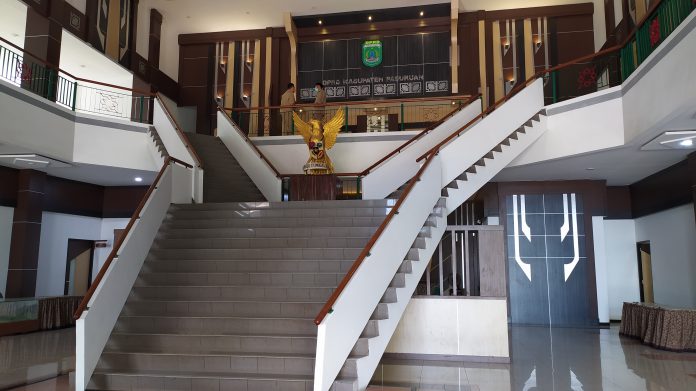 Ruang lobi gedung DPRD Kabupaten Pasuruan