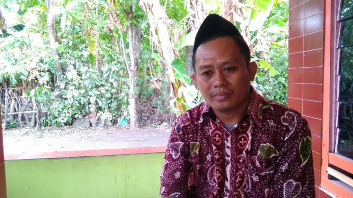 Sholihin (40) anak kedua Imam Sya'roni, korban pembunuhan Jatigunting saat ditemui Wartabromo, Kamis (24/1/2019)