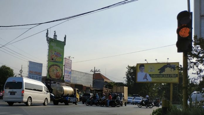 Simpang empat Purut