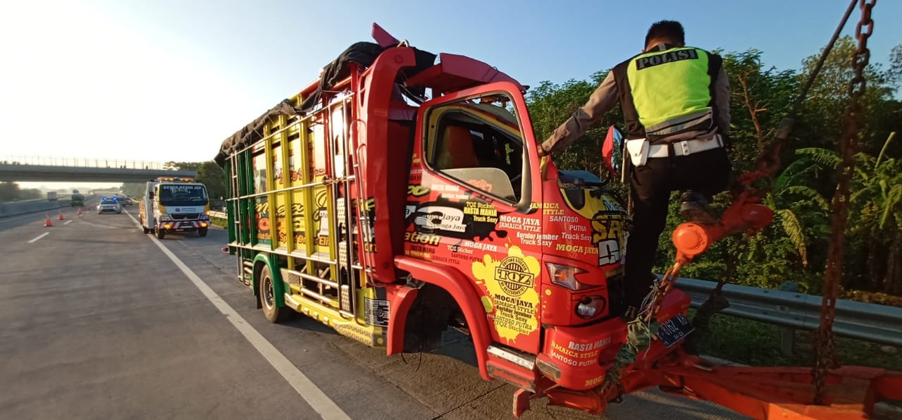 Pagi Ini Dua Kecelakaan Terjadi di Tol Gempol Pasuruan 