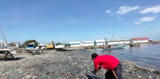 Nelayan di Lekok Minta Pemerintah Tegas Terhadap Pembuang Sampah di Laut