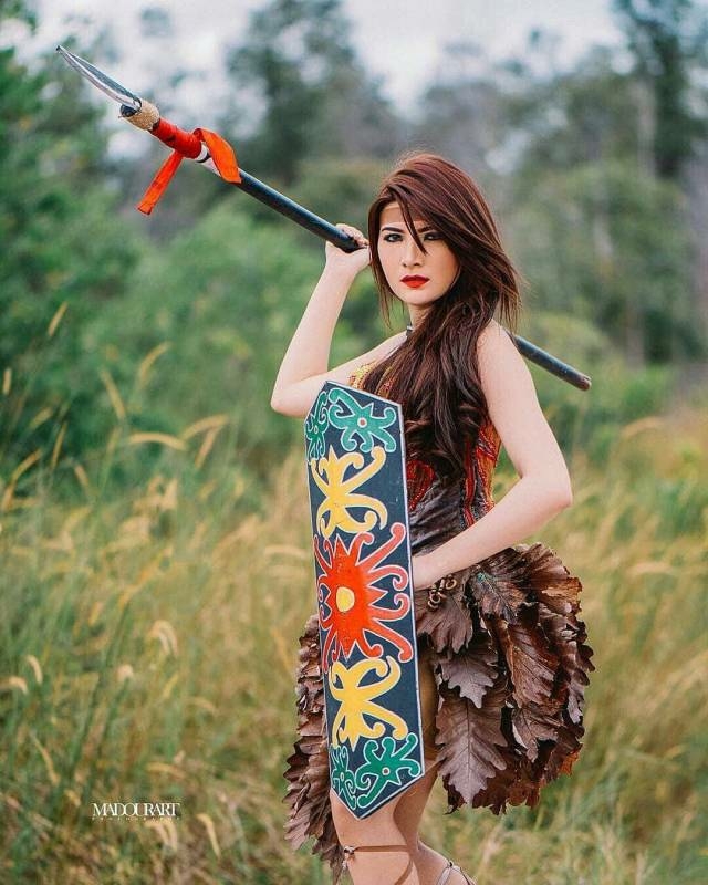 Lirik Lagu Dj Haning - Arsia Lirik