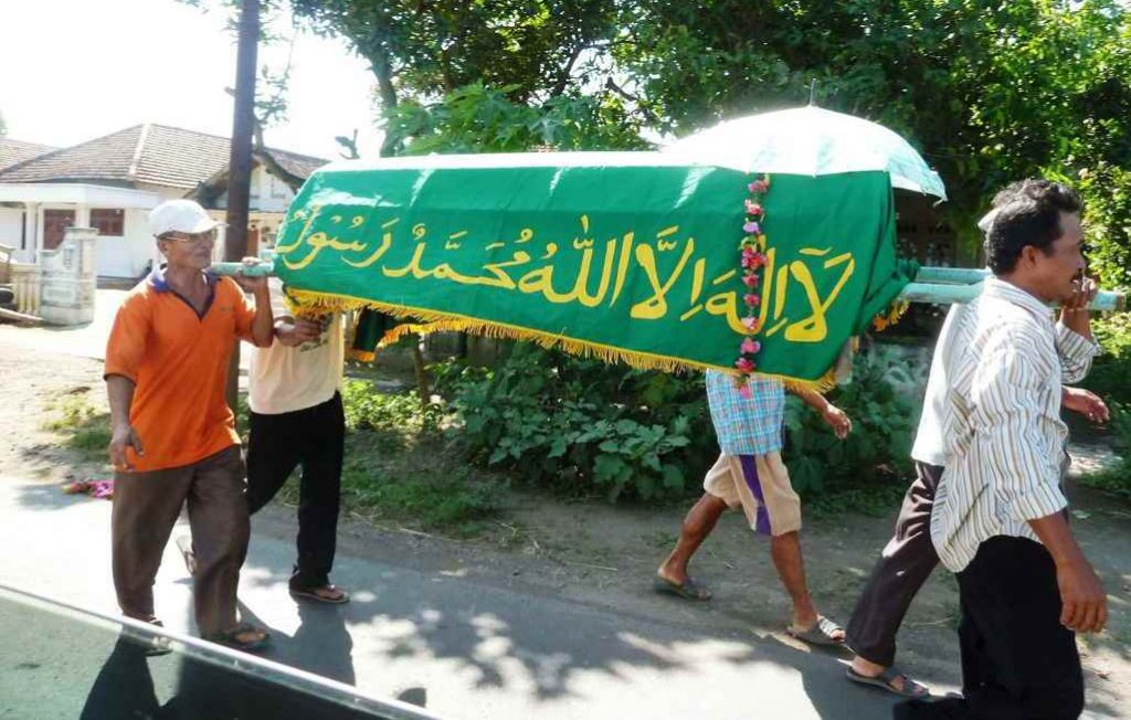 Mitos Keranda Kendaraan Menuju Tempat Peristirahatan Terakhir Wartabromo