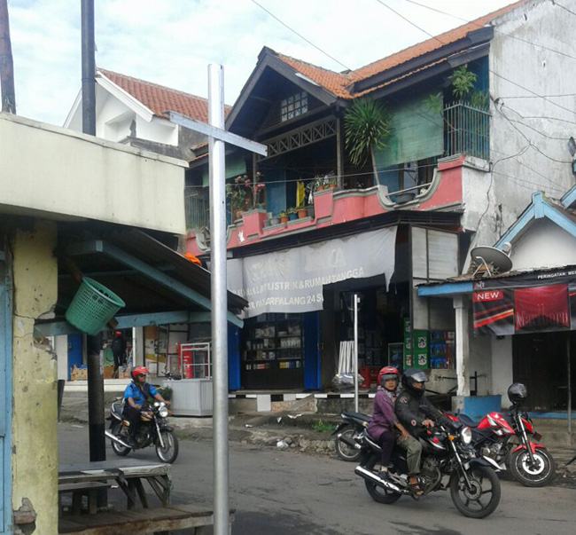 Diprotes Polisi, Rambu - Rambu Milik Dishub di Pandaan Dicopot - WartaBromo